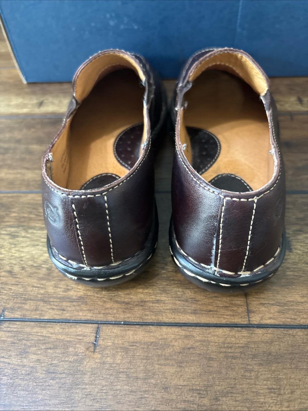 Born W3572 Women's Brown Leather Comfort Slip On Loafers Clogs Size US 6.5 - Picture 3 of 8